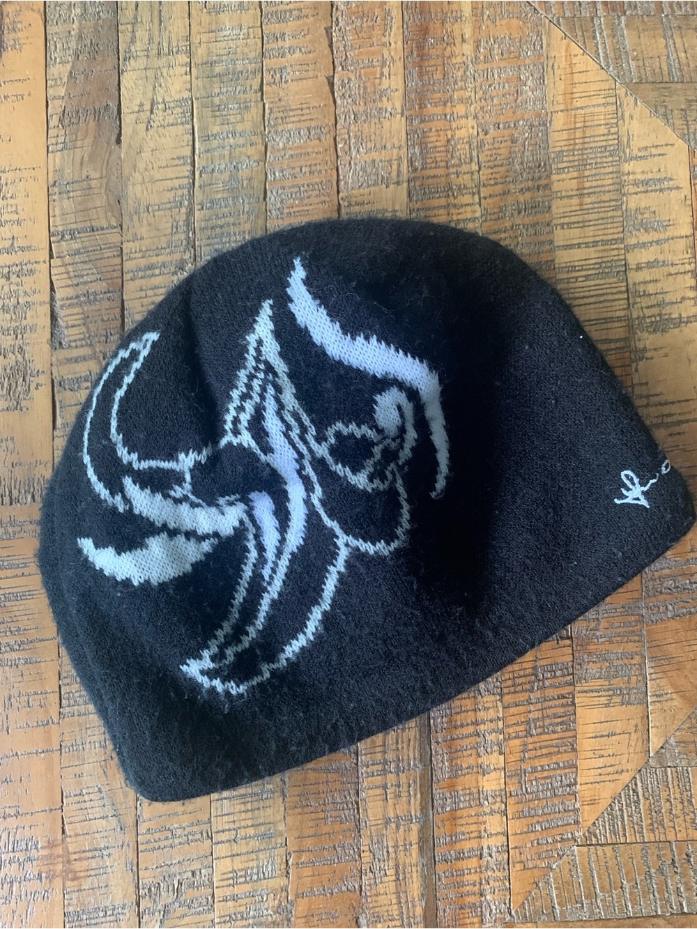 Louis Garneau Black Knit Beanie with White Abstract Design